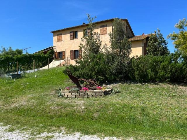 Bed And Breakfast Casale Del Sole Castellina Marittima Extérieur photo