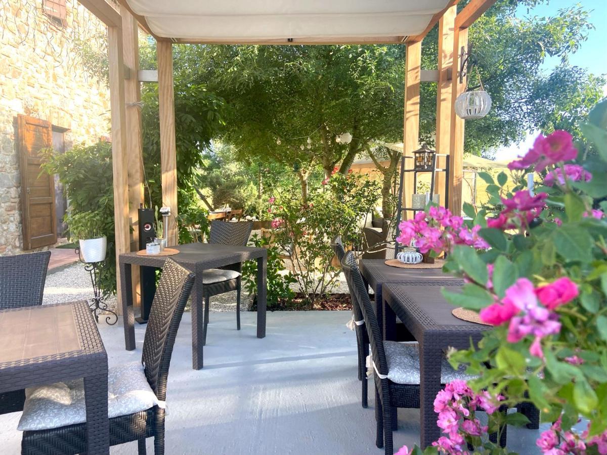 Bed And Breakfast Casale Del Sole Castellina Marittima Extérieur photo